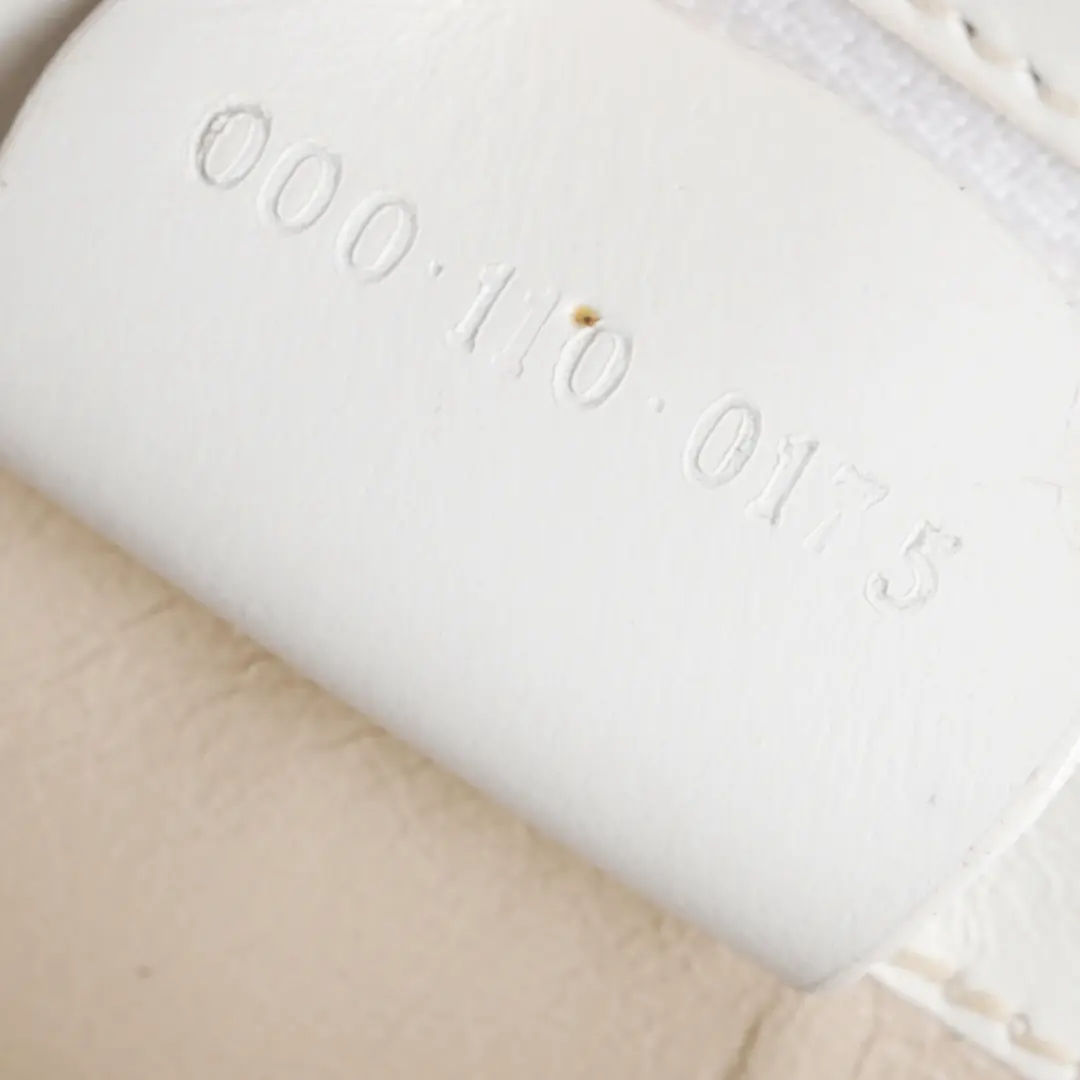 Gucci Vintage Bamboo Turnlock White Leather Shoulder Bag