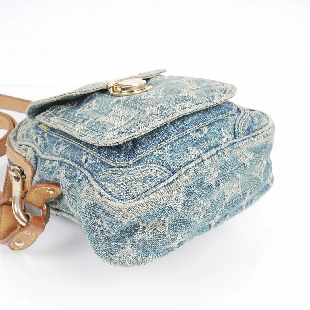 Louis Vuitton Baggy PM Blue Monogram Denim Shoulder Bag
