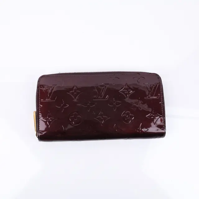 product shot — Louis Vuitton