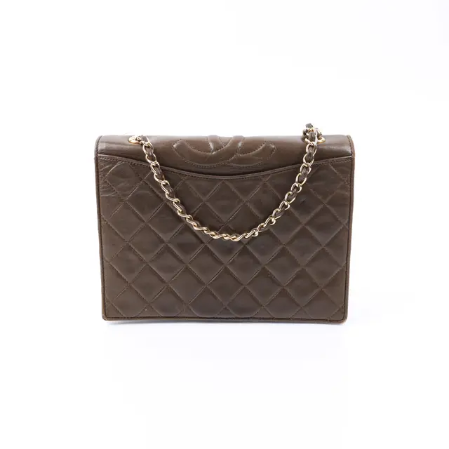 product shot — Chanel