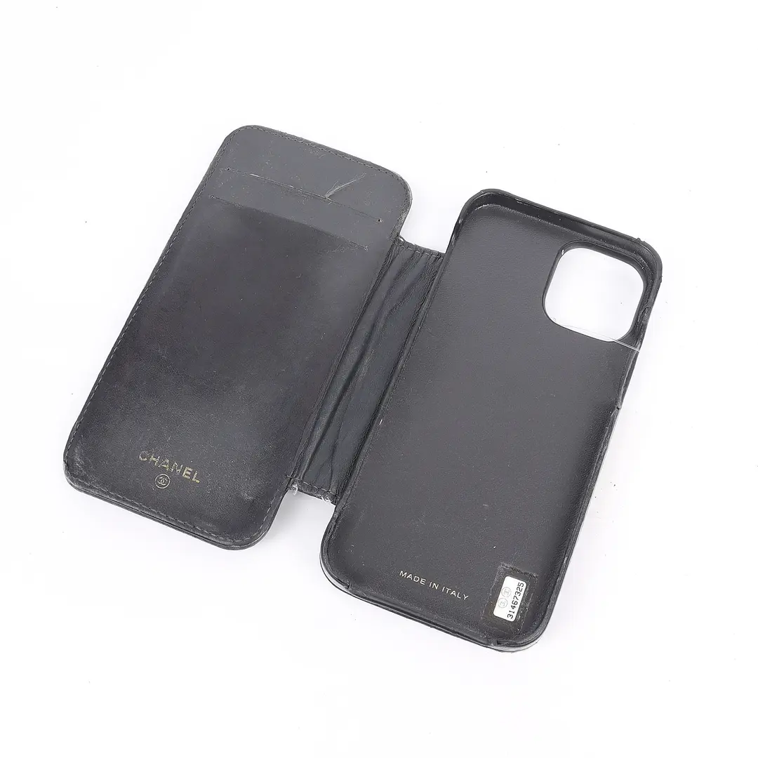 Chanel Classic Folio Black Caviar Phone Case