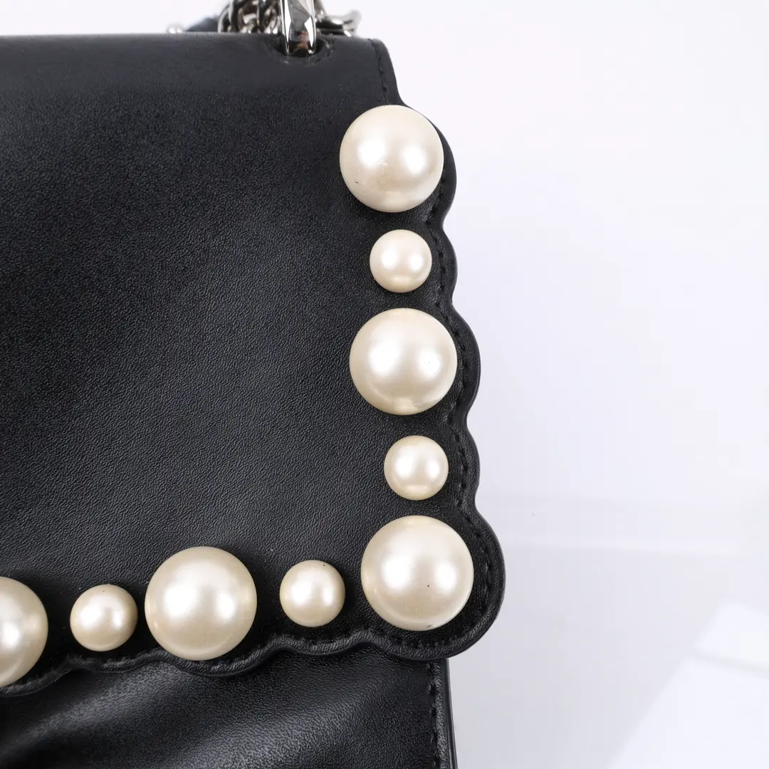 Fendi Kan I Pearl Black Leather Shoulder Bag