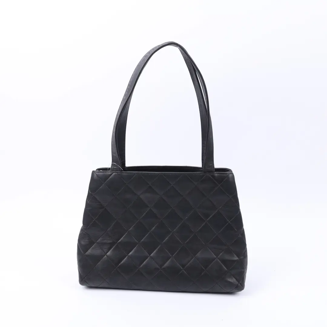 Chanel Vintage CC Logo Black Lambskin Leather Shoulder Bag