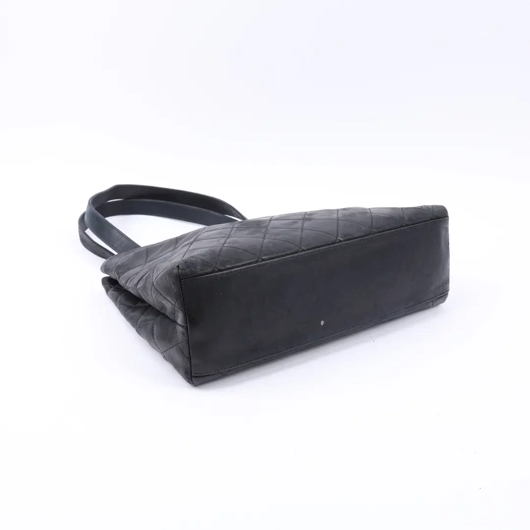 Chanel Vintage CC Logo Black Lambskin Leather Shoulder Bag