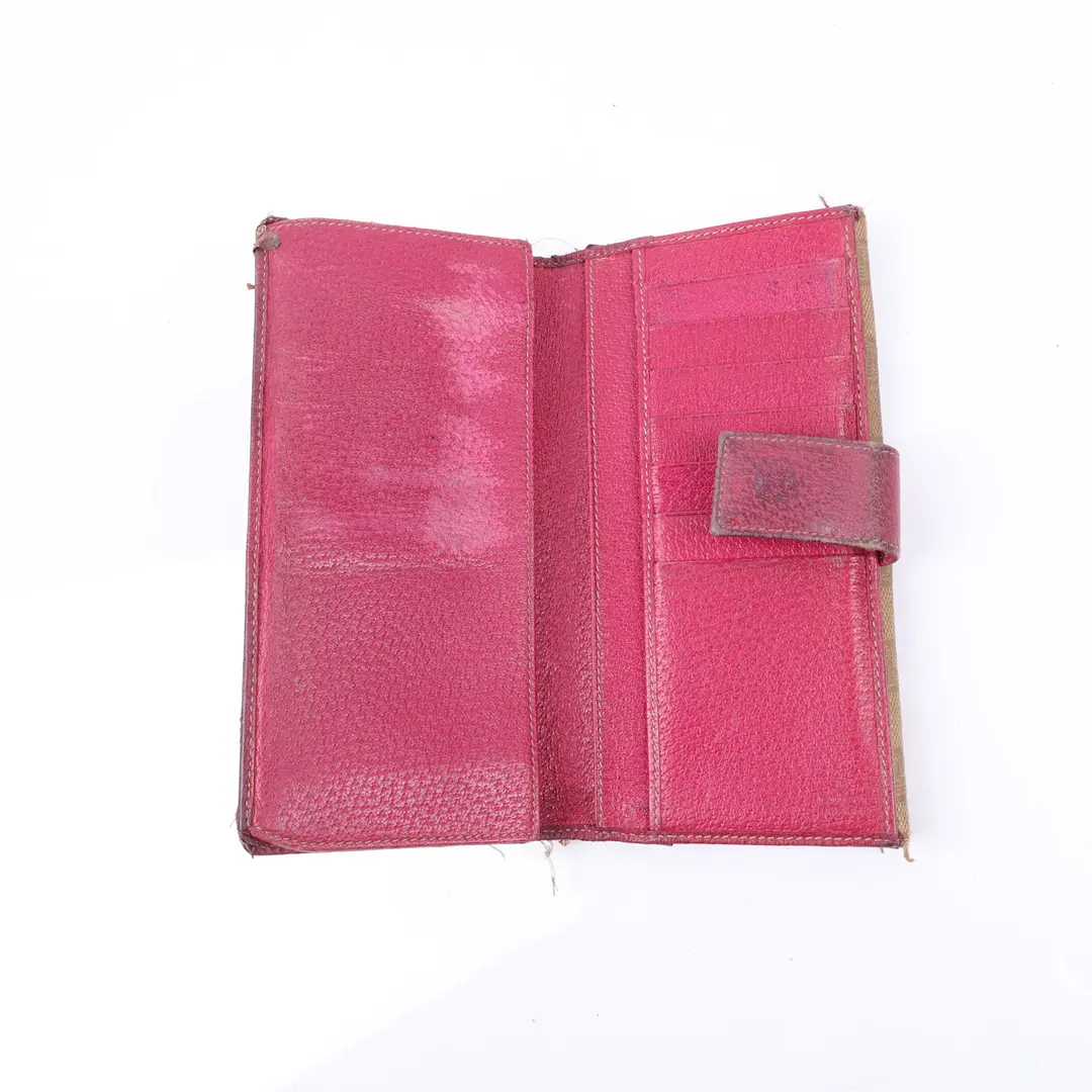 Gucci Metal Bar Pink GG Canvas Wallet