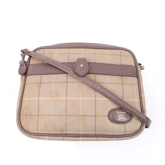 product shot — Burberry