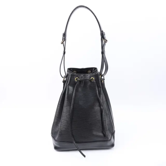 product shot — Louis Vuitton