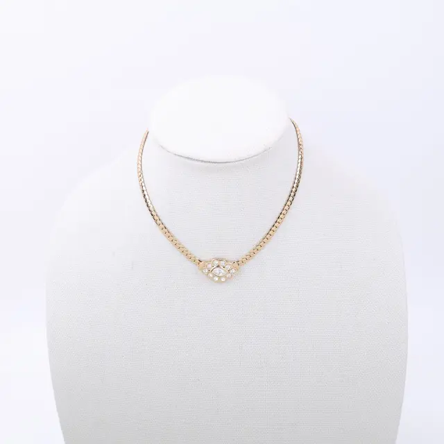 product shot — Christian Dior