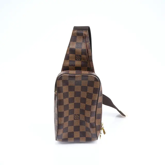 product shot — Louis Vuitton