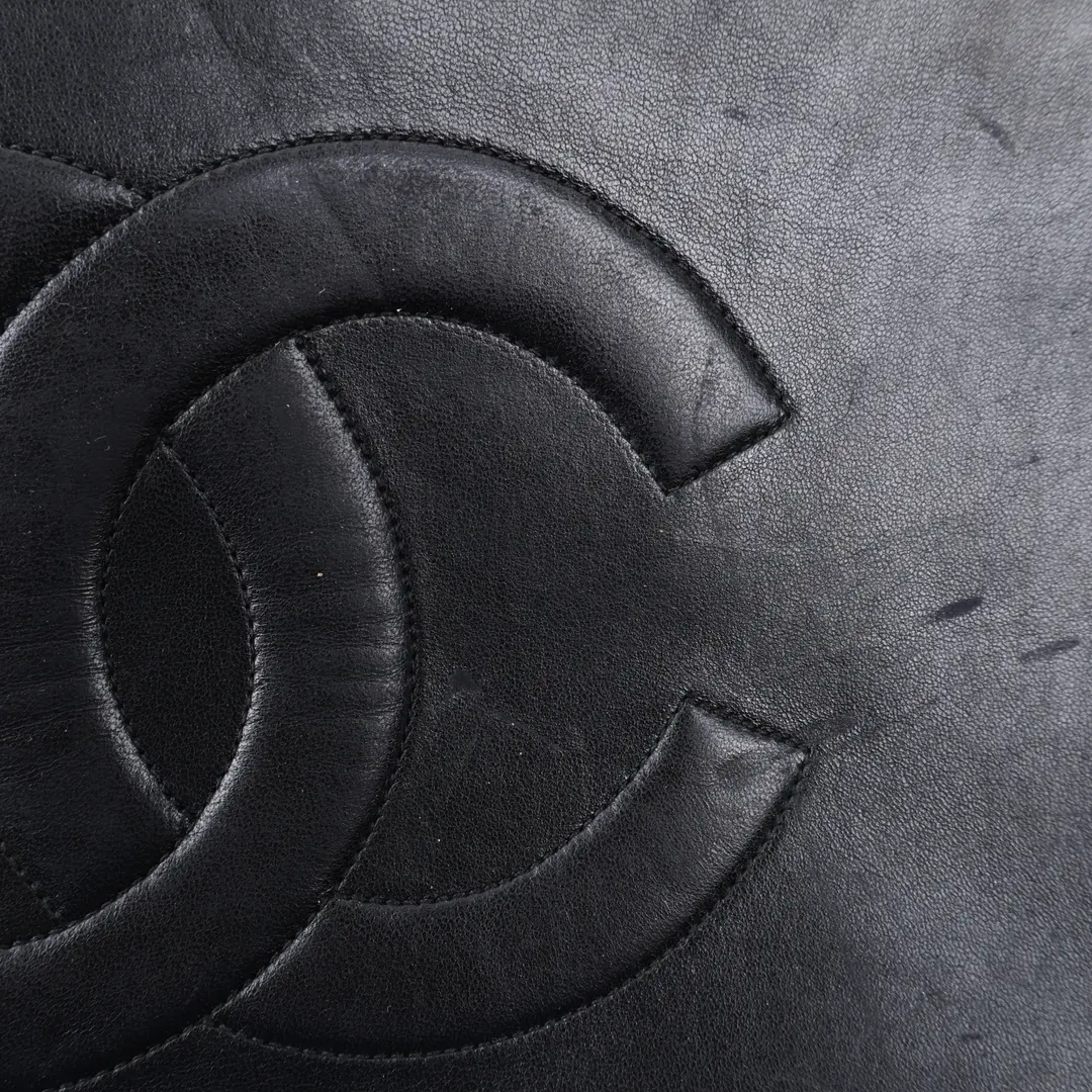 Chanel Vintage CC Turnlock Black Lambskin Shoulder Bag
