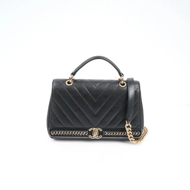 product shot — Chanel