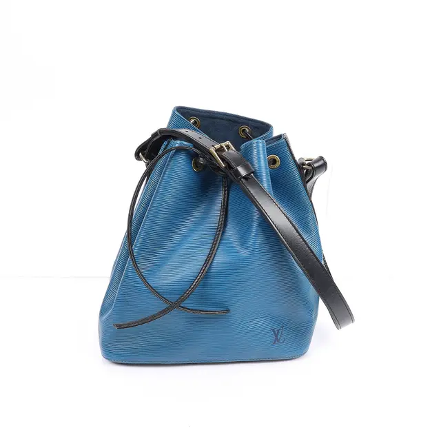 product shot — Louis Vuitton