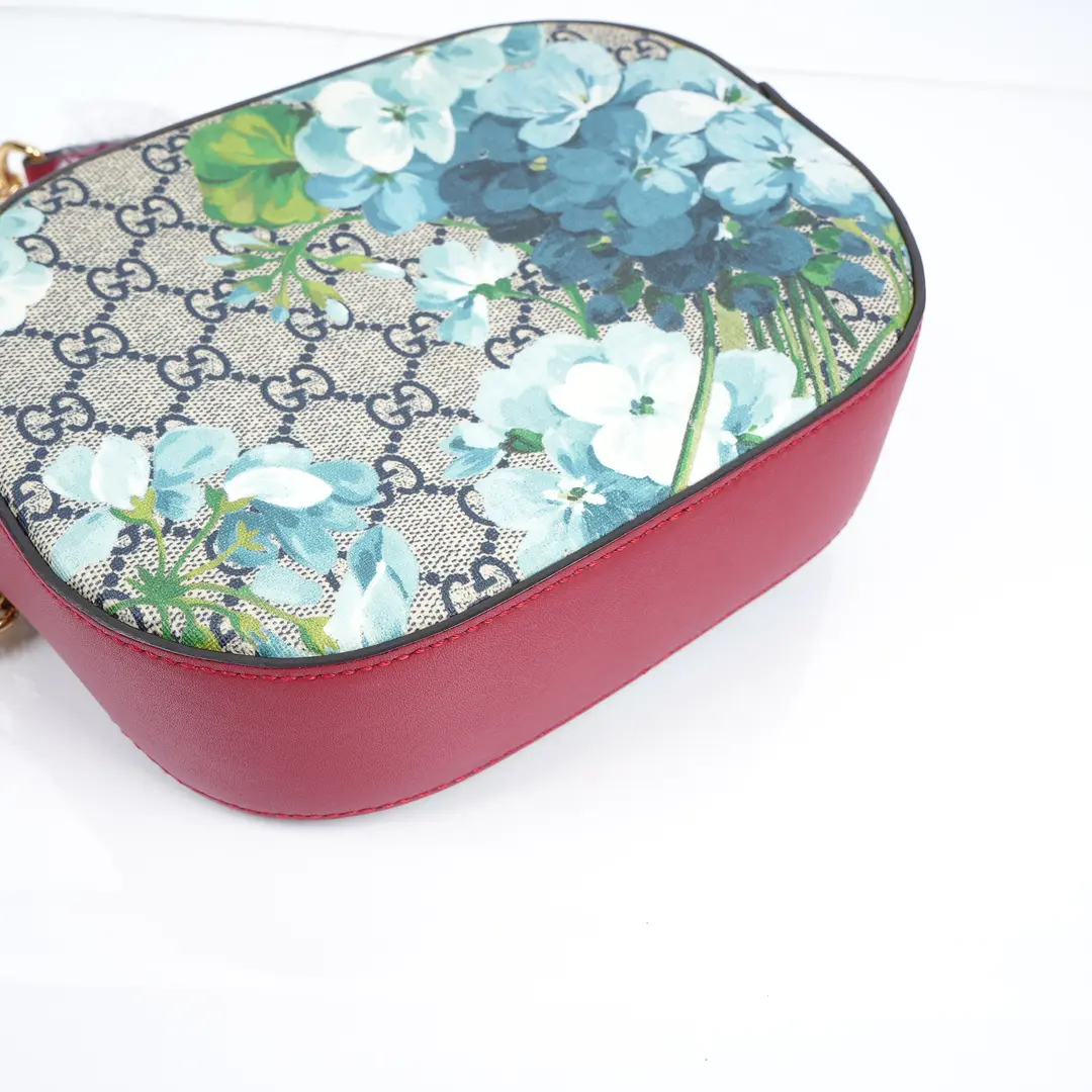 Gucci GG Blooms Oval Blue GG Supreme Canvas Shoulder Bag