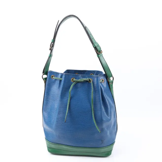 product shot — Louis Vuitton