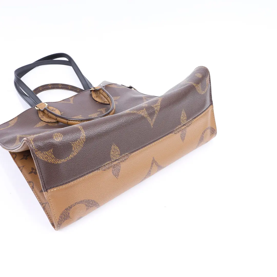 Louis Vuitton Onthego MM Brown Monogram Canvas Tote Bag