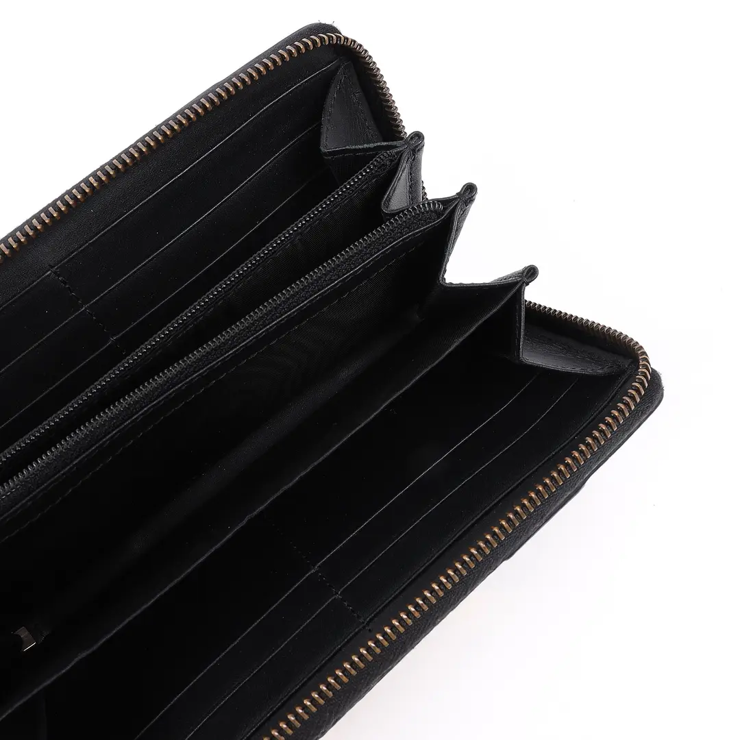Gucci GG Supreme Zip Around Black Canvas Wallet