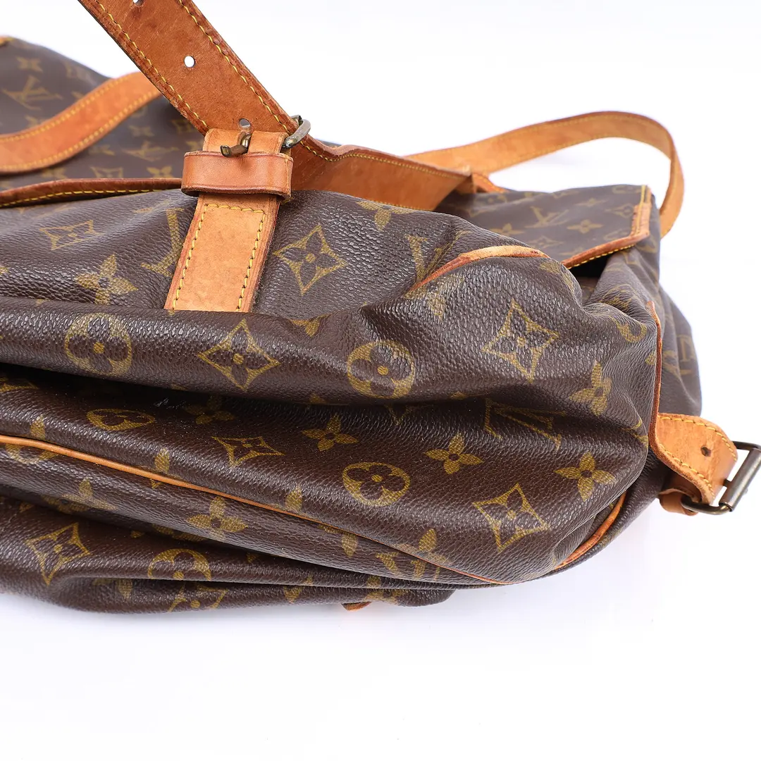 Louis Vuitton Saumur 35 Brown Monogram Canvas Shoulder Bag
