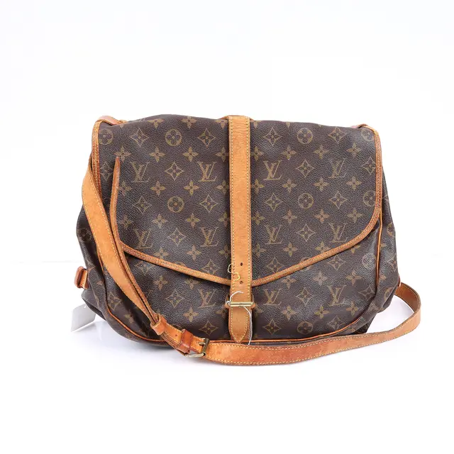 product shot — Louis Vuitton