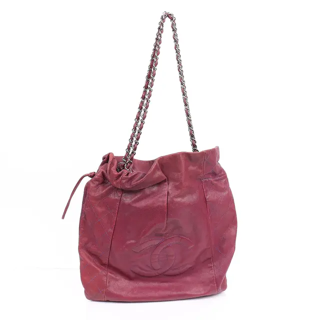 product shot — Chanel