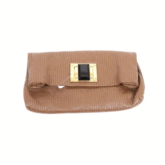 product shot — Louis Vuitton