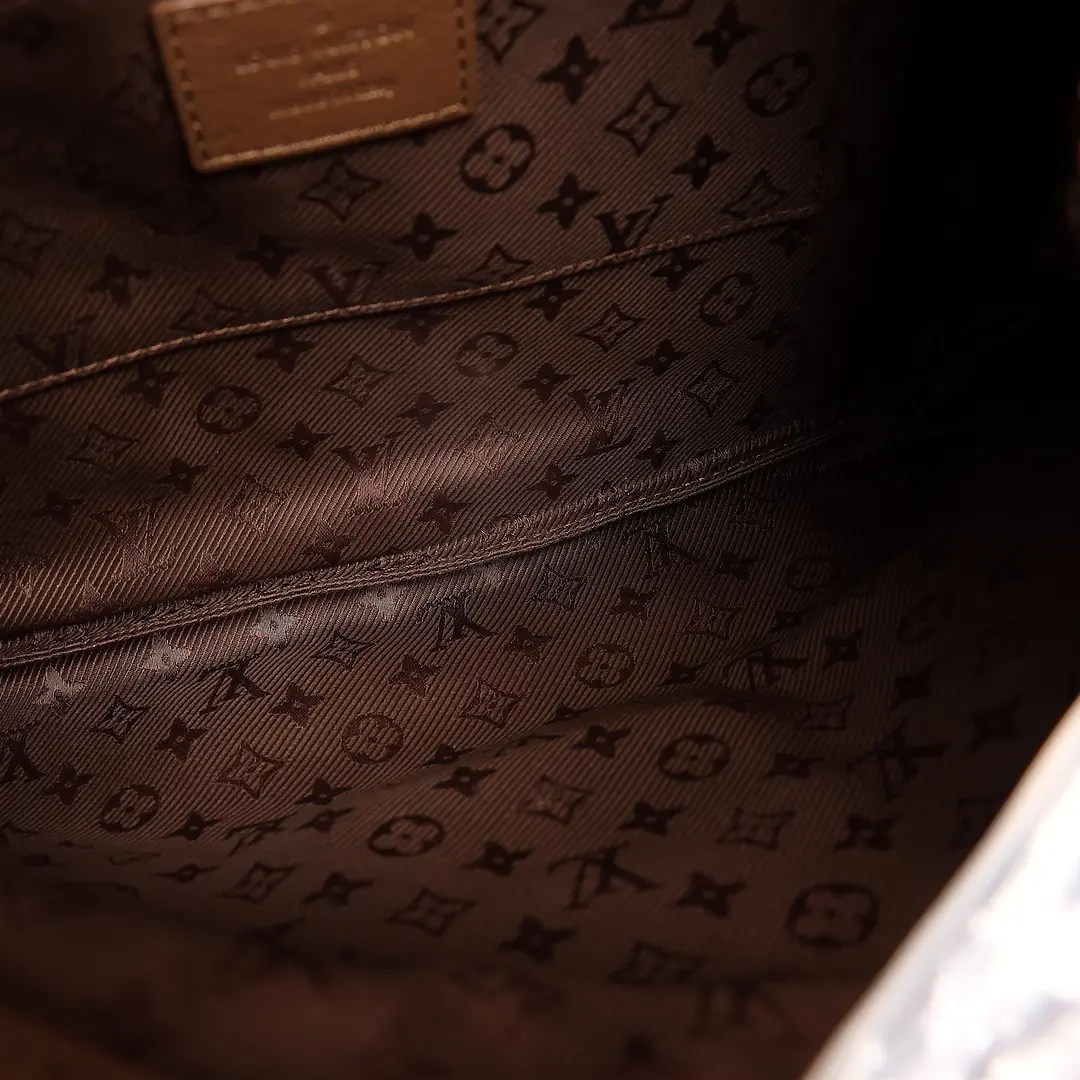 Louis Vuitton Limelight Brown Monogram Quilted Fabric Clutch