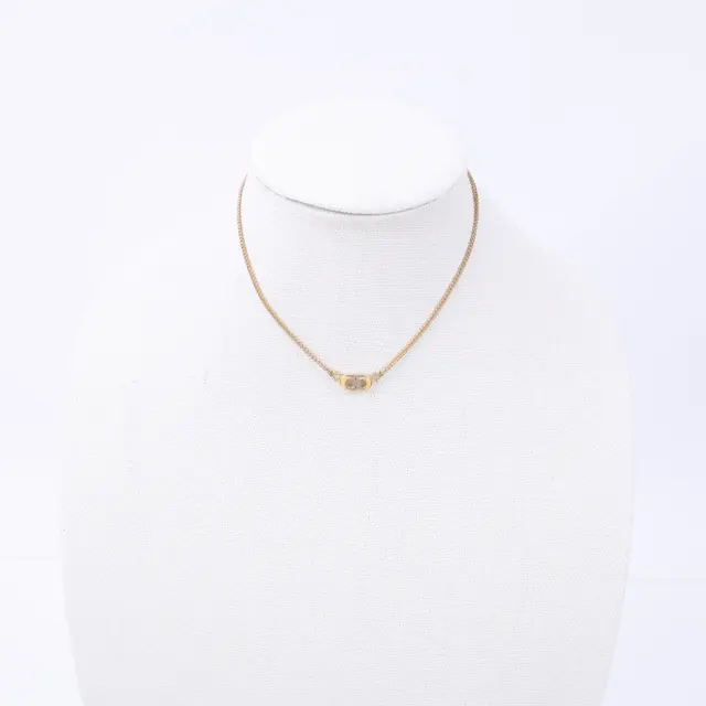 product shot — Christian Dior