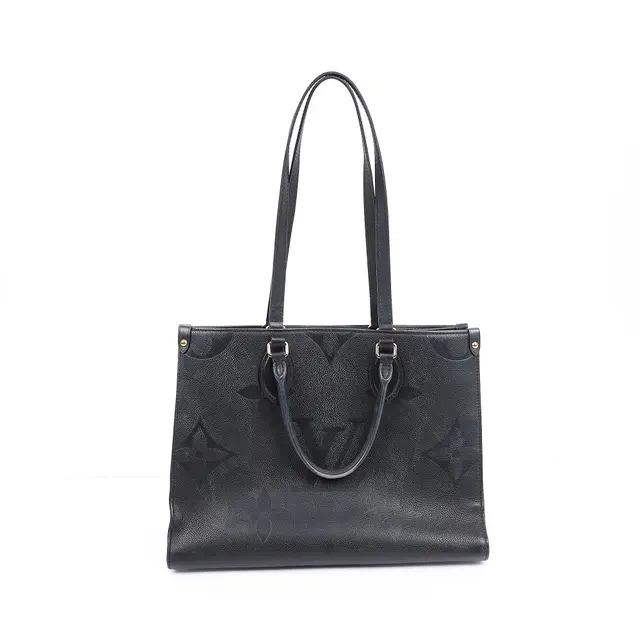 product shot — Louis Vuitton