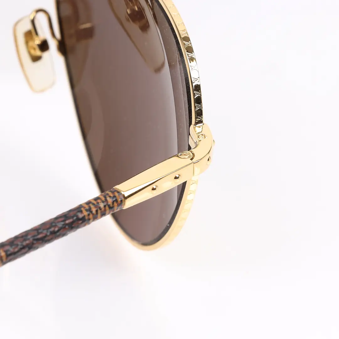 Louis Vuitton Conspiration Pilote Gold Sunglasses