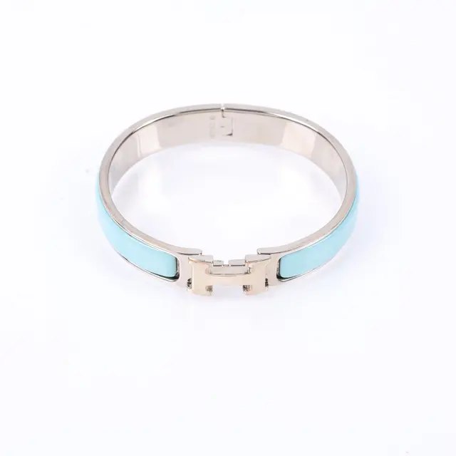 product shot — Hermes