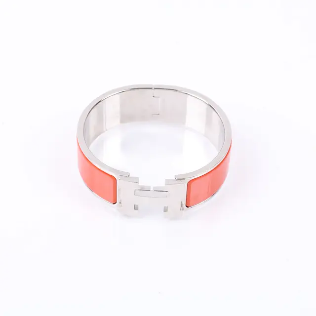 product shot — Hermes