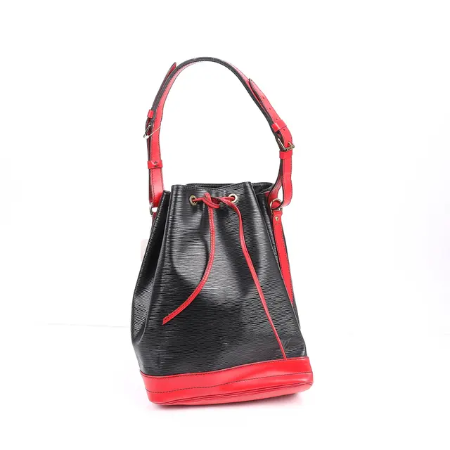 product shot — Louis Vuitton