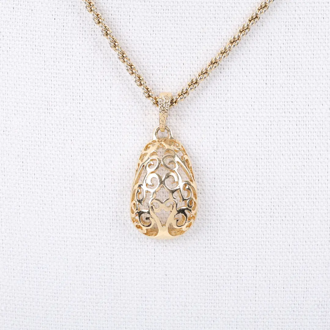 Vintage Filigree Teardrop Gold Metal Necklace
