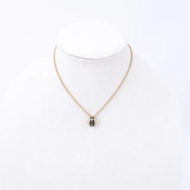 product shot — Christian Dior