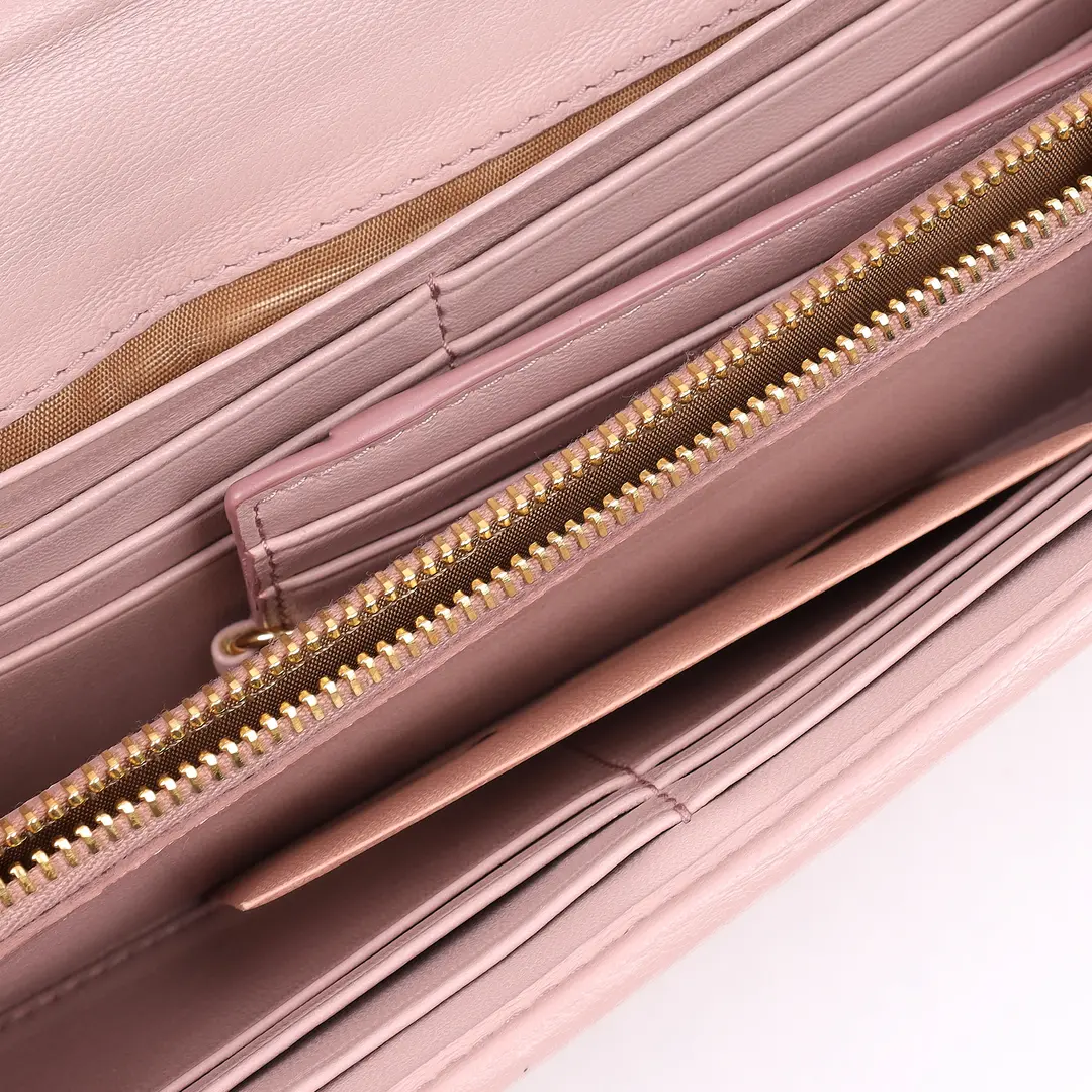 Miu Miu Matelasse Pink Leather Wallet