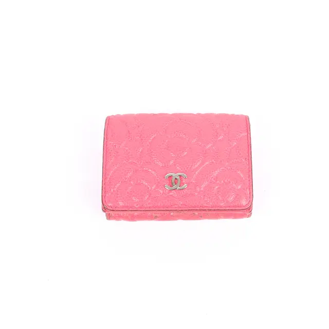 product shot — Chanel