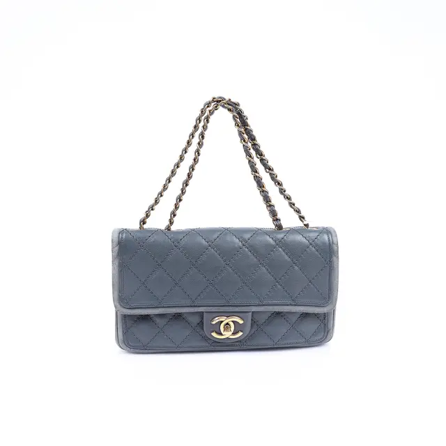 product shot — Chanel