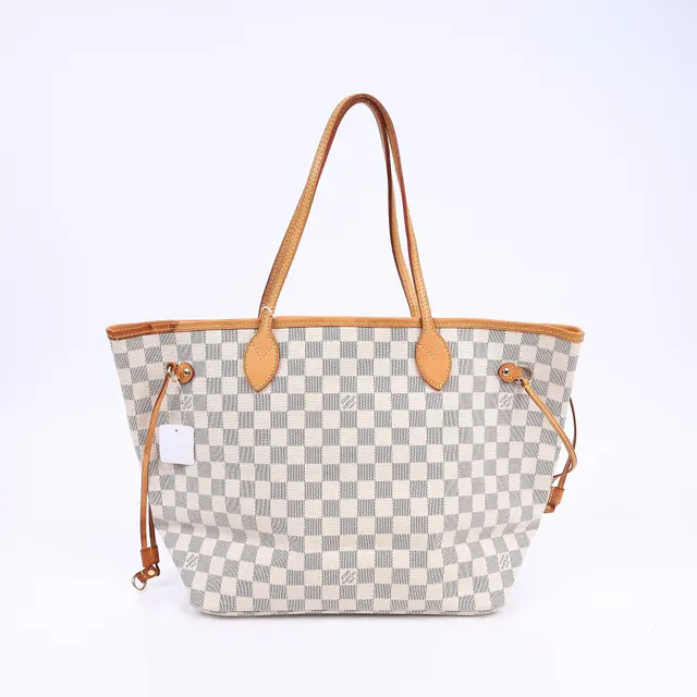 product shot — Louis Vuitton