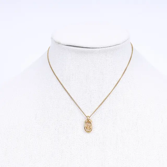product shot — Christian Dior