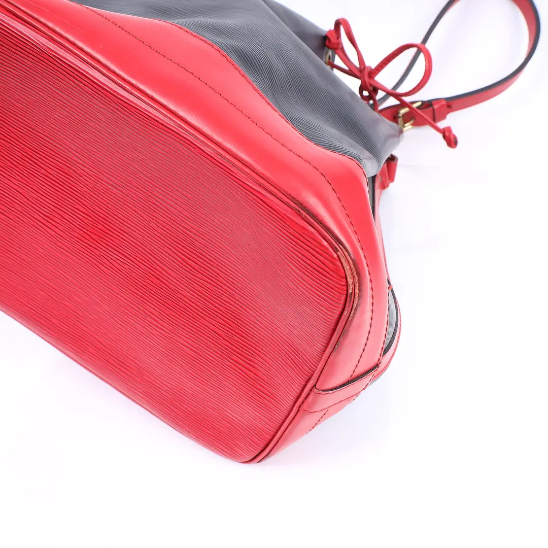 Louis Vuitton Noe Black Epi Leather Shoulder Bag