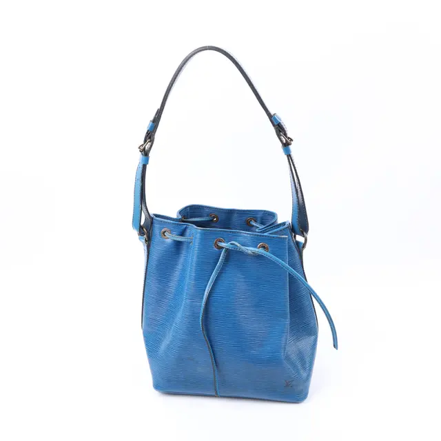 product shot — Louis Vuitton