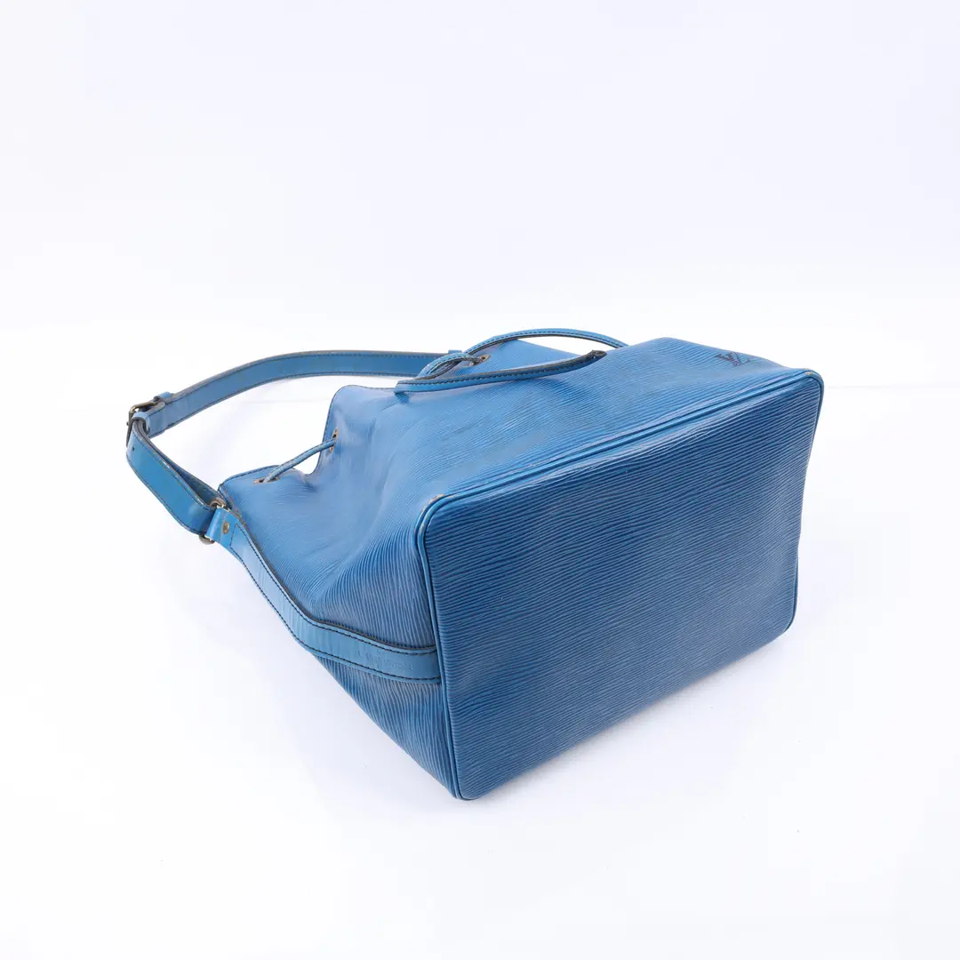 Louis Vuitton Noe Blue Epi Leather Shoulder Bag