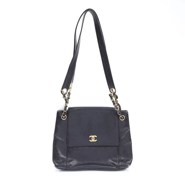 product shot — Chanel