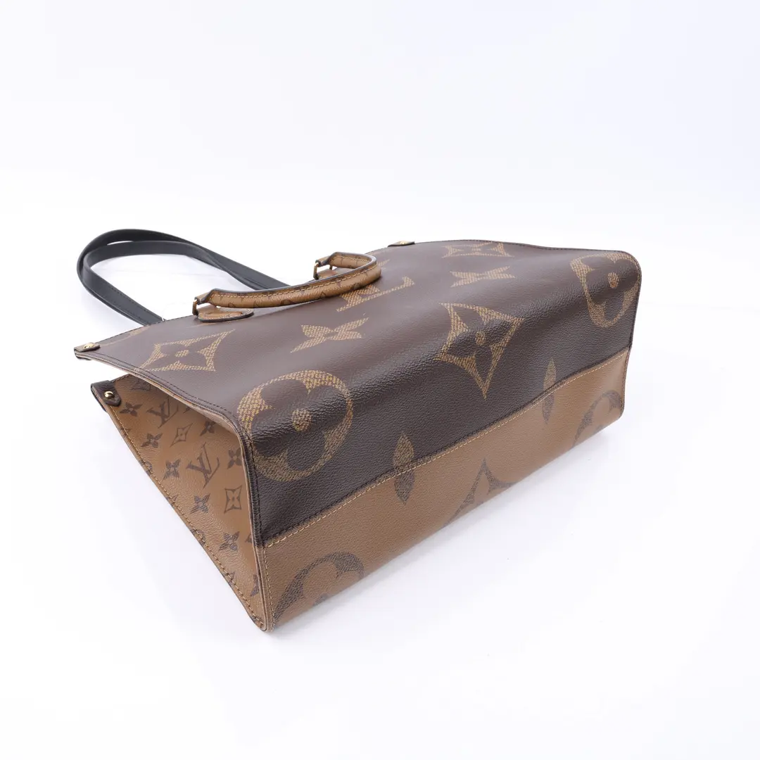 Louis Vuitton Onthego MM Brown Monogram Giant Tote Bag