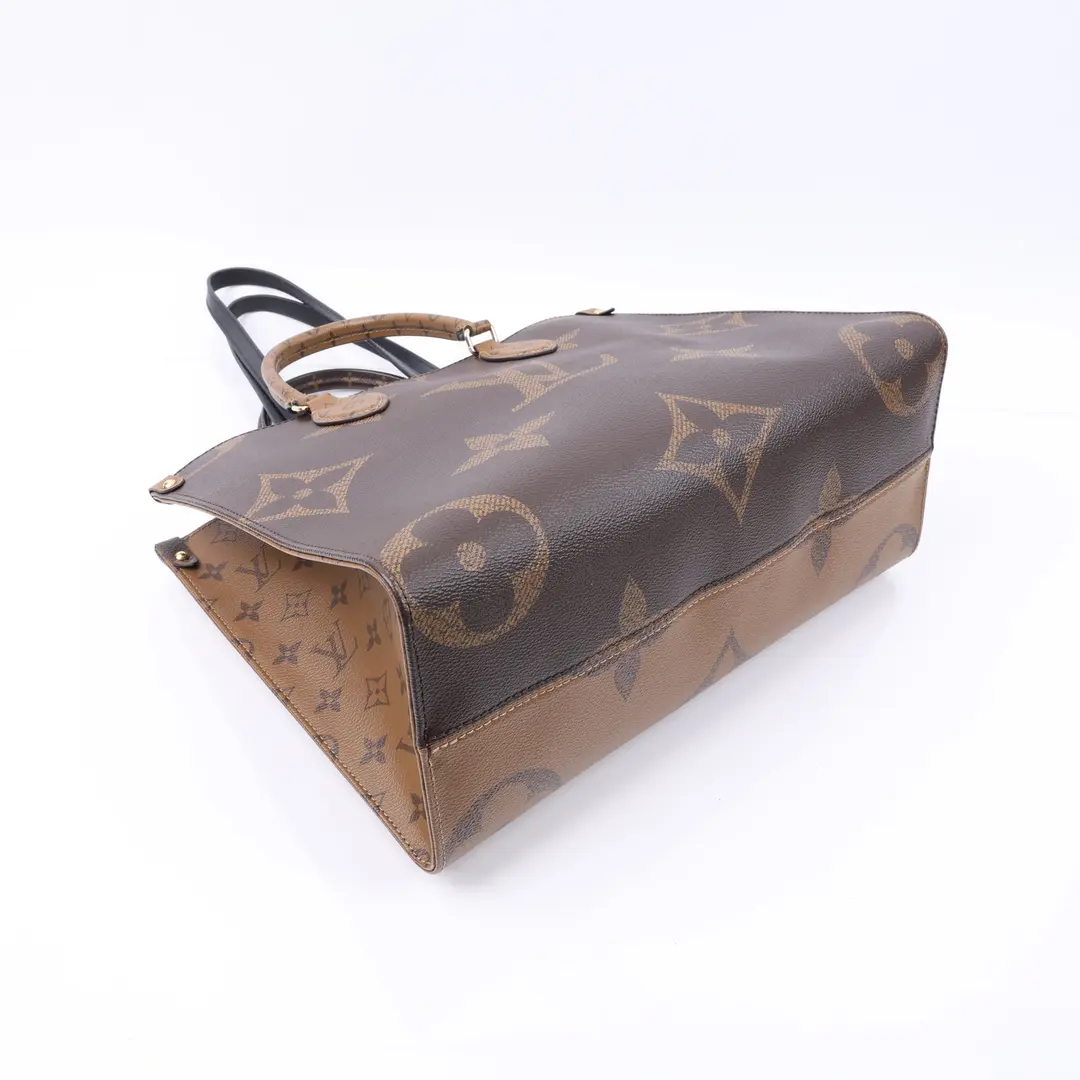 Louis Vuitton Onthego MM Brown Monogram Giant Tote Bag
