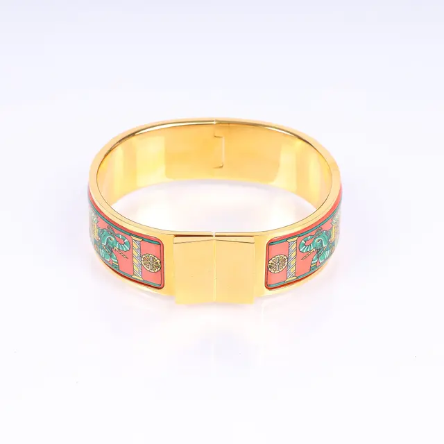 product shot — Hermes