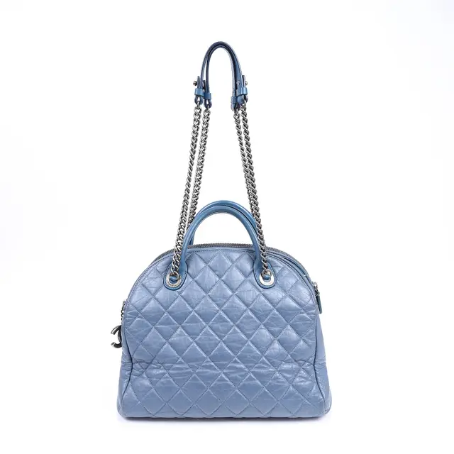product shot — Chanel
