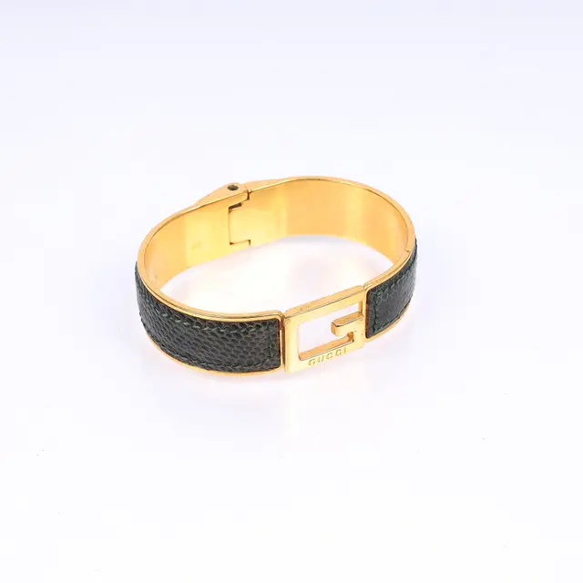 product shot — Gucci