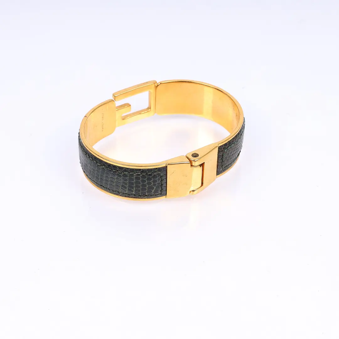 Gucci Vintage G Logo Green Lizard Bangle