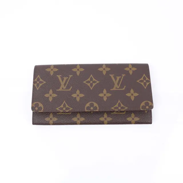 product shot — Louis Vuitton