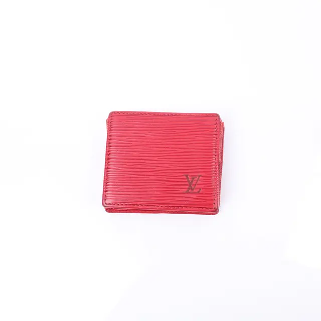product shot — Louis Vuitton